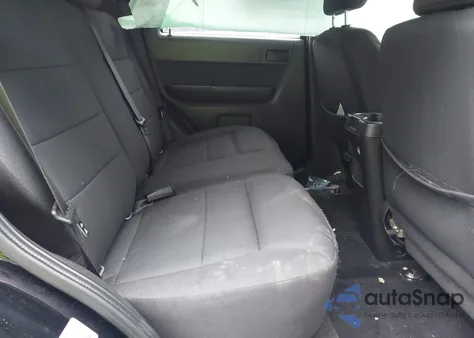 2010 Ford Escape Xlt из США, поврежденный, VIN 1FMCU9DG7AKD41569